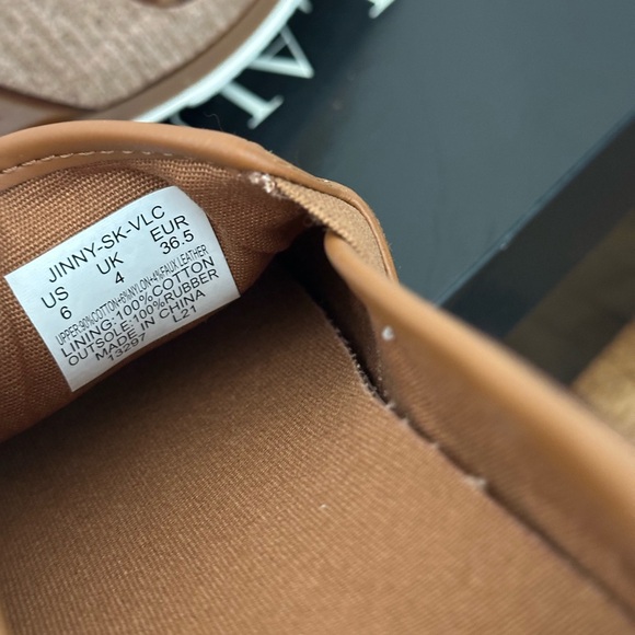 Lauren Ralph Lauren Jinny tan slip on sneakers - Picture 9 of 9